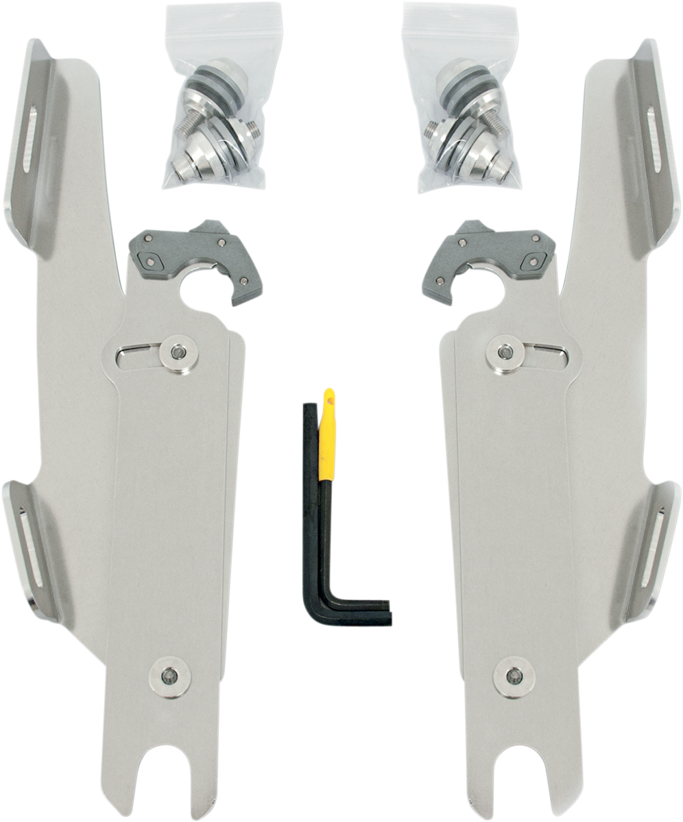 23200270_1.png