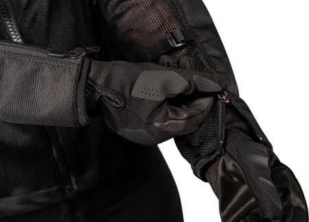 28221483_4.png
