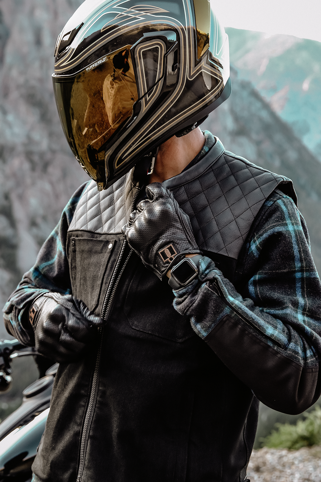 28300555_7.png