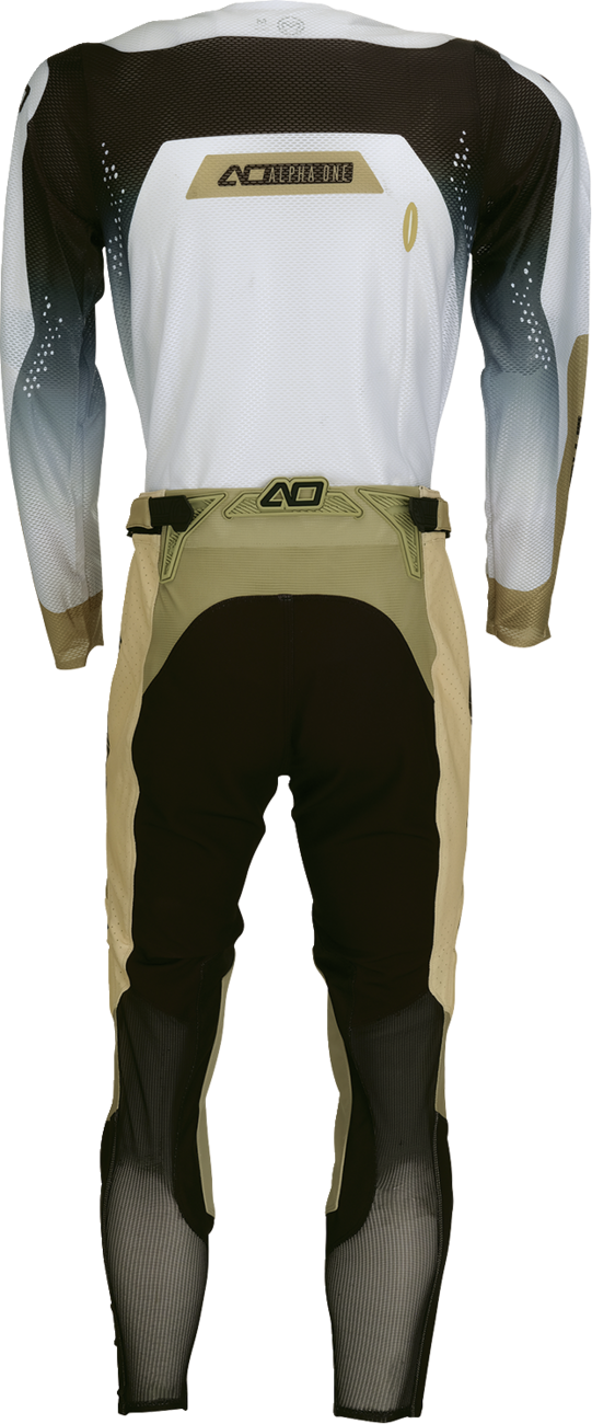 290112938_2.png