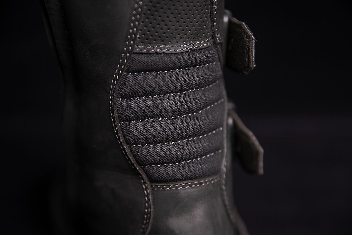 34031210_3.png